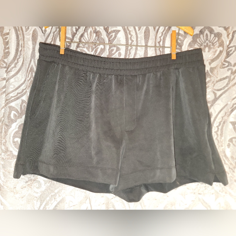 a new day Women's Black Athletic Shorts